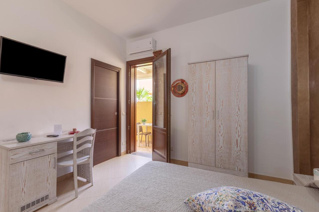 Terra Del Sole Bed & Breakfast Macari Luaran gambar